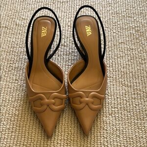 Zara Women's Tan Slingback Heels